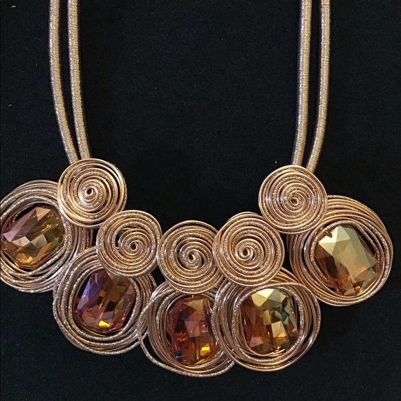 Necklace/Earrings set - Picture 2 of 3